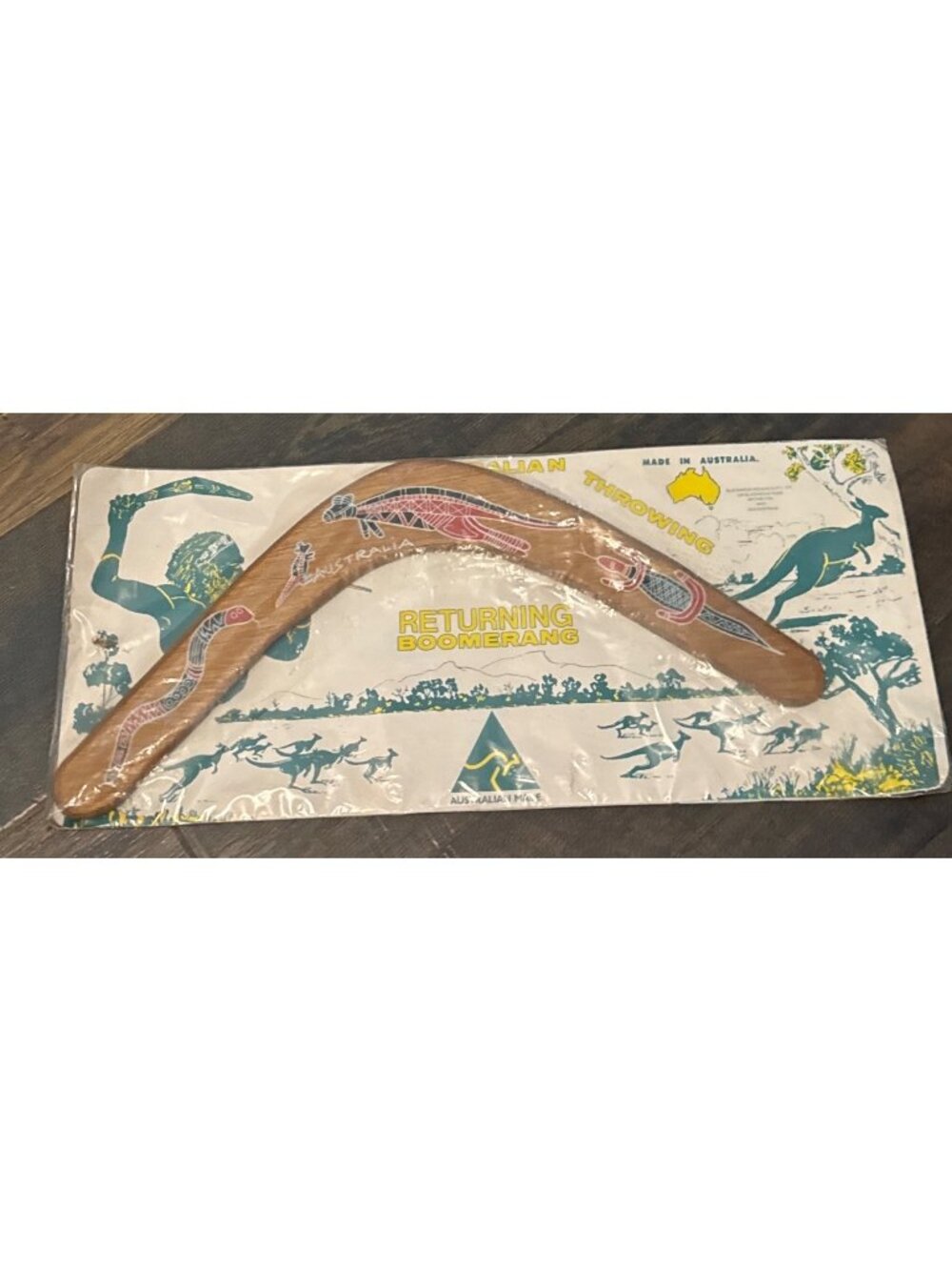 Wooden Returning Boomerang Australian Made NEW